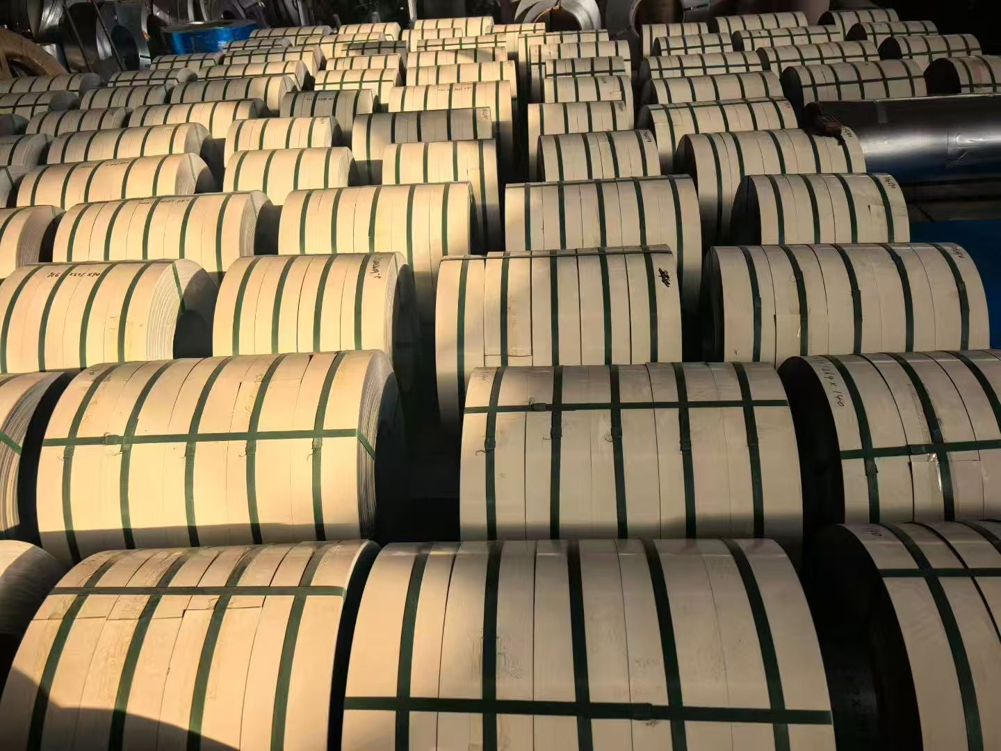 What is DDP Shipping and Why It Matters for Gutter Materials